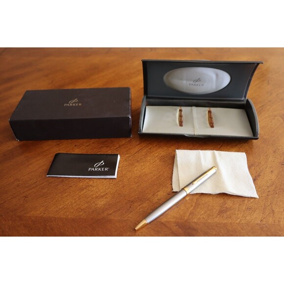 Parker Sonnet Stainless Steel (Satin) G/T Ball Pen Parker #49801 France Blue CC
